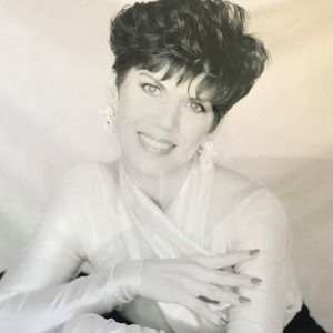 Meet your Posher, Cate cathleen